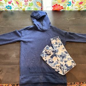 Children’s place girls sweatshirt with leggings